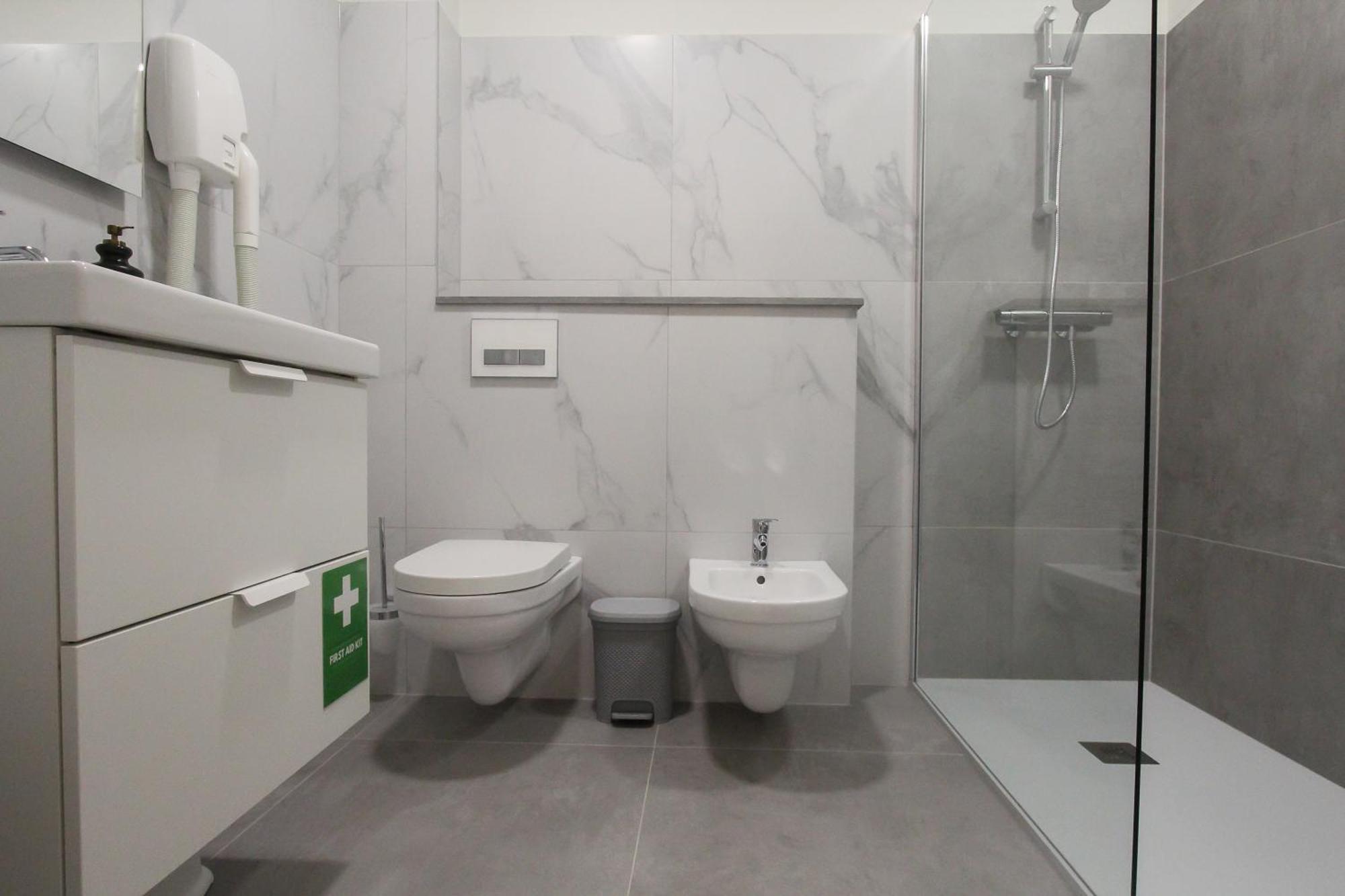 Z&A Apartment - Spacious Apartment, Close To The Strip Albufeira Esterno foto
